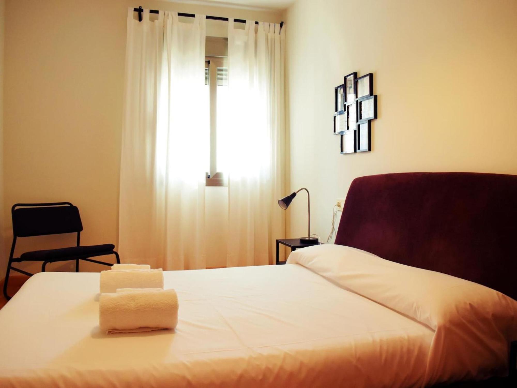 Tranquilo Apartamento Cerca Del Centro Historico Малага Экстерьер фото